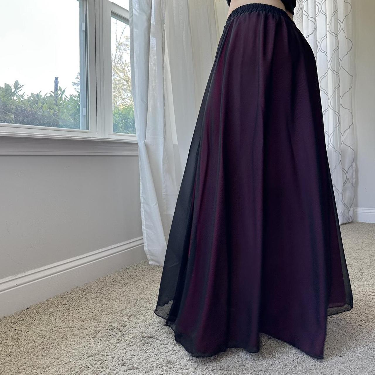 Women's Black and Pink Skirt
