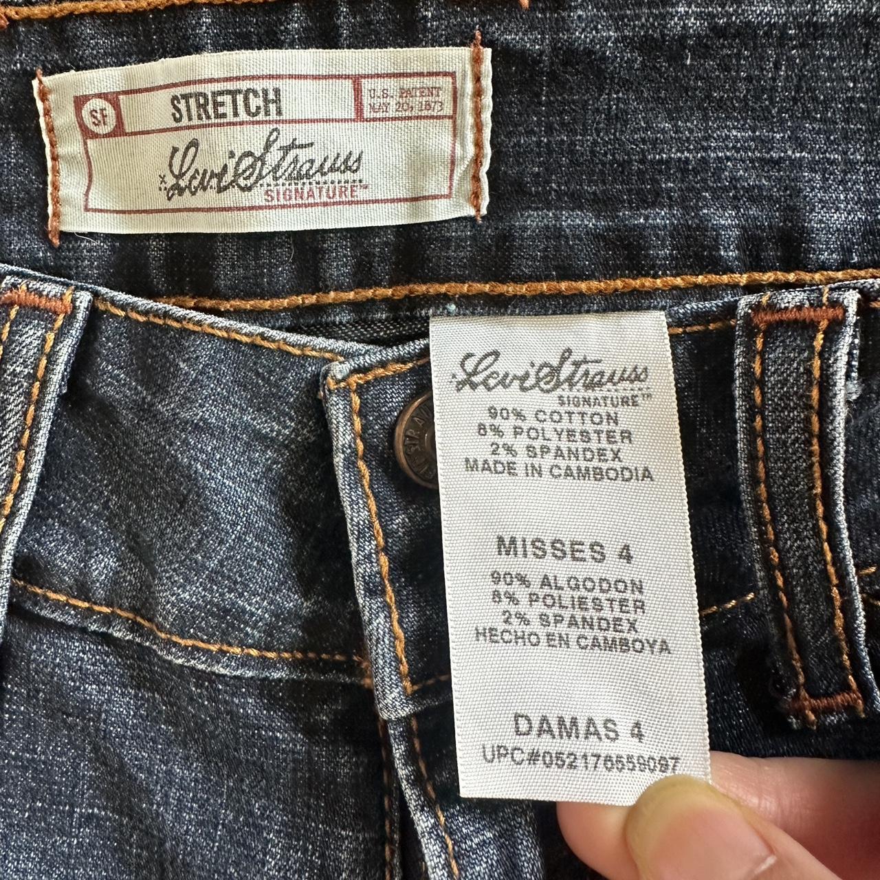 Levi's Women's Blue and Navy Jeans