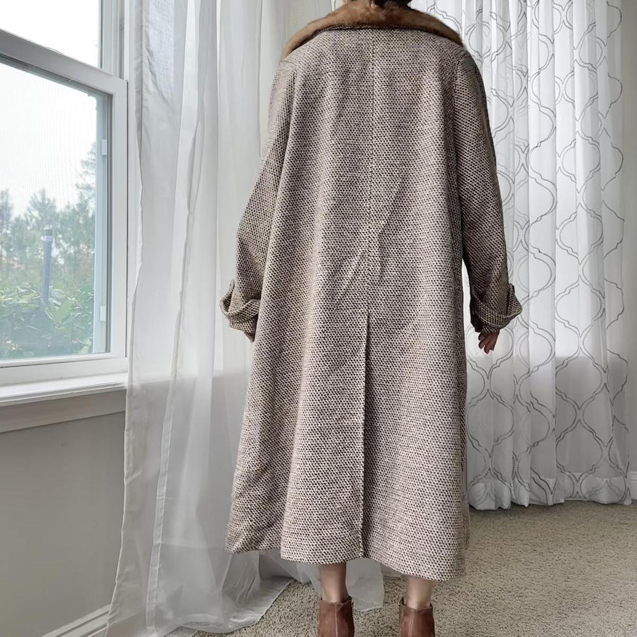 Women's Tan and Brown Coat