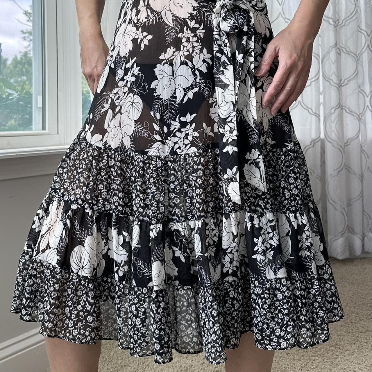 Women's Black and White Dress