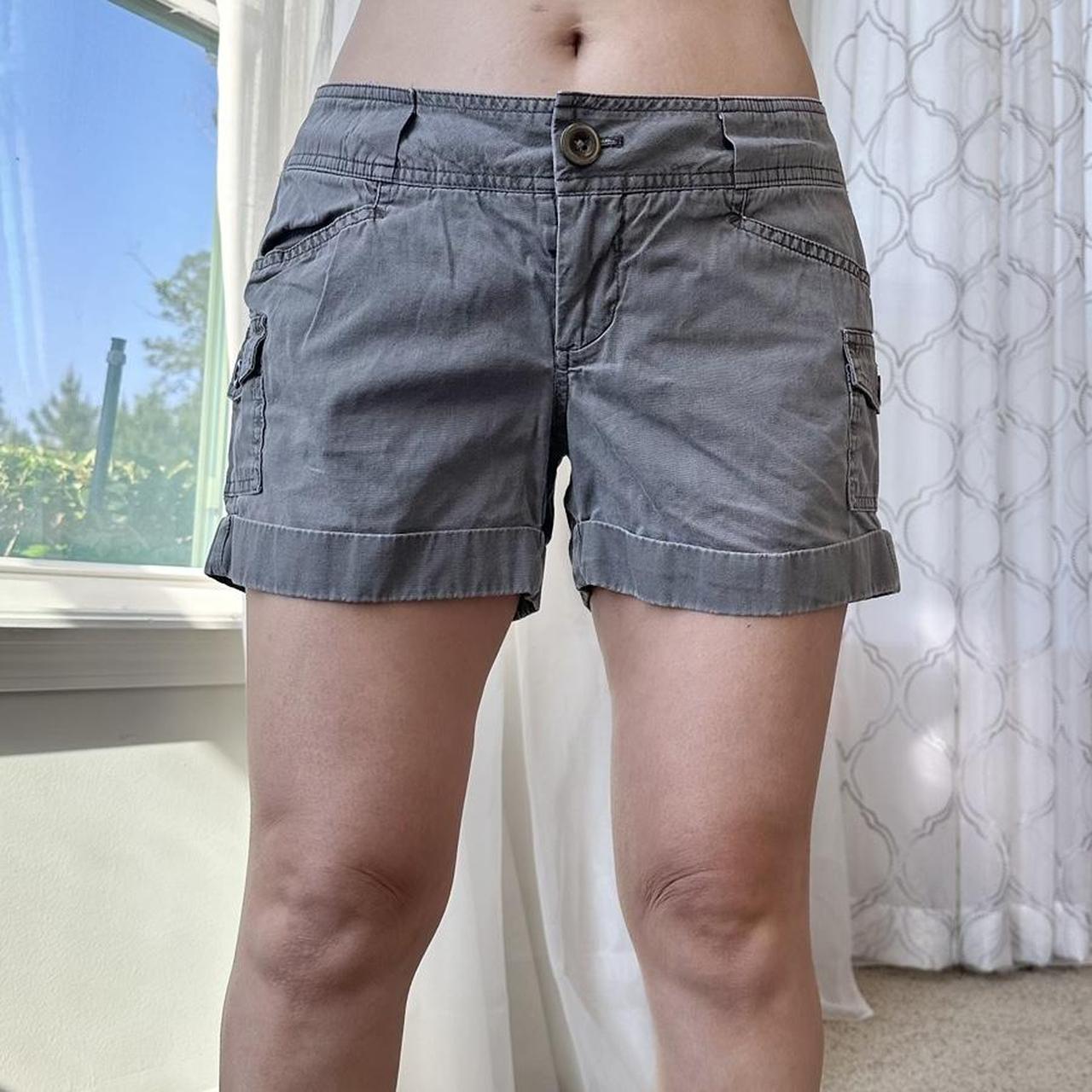 THE LIMITED Women's Green Shorts