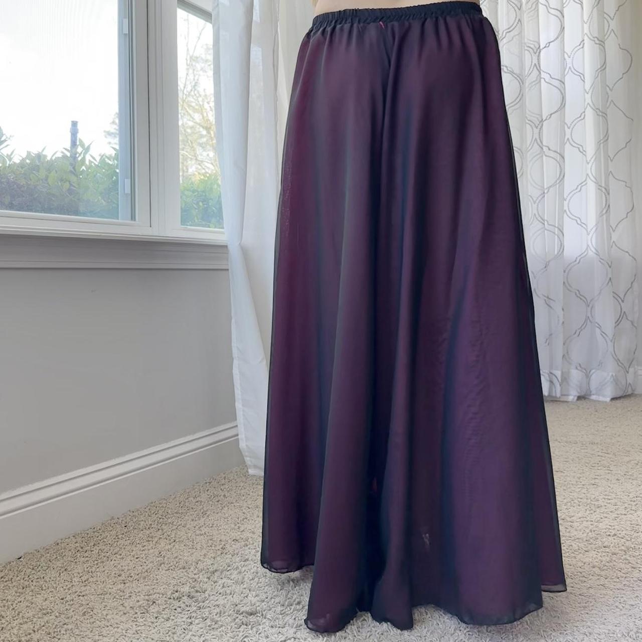 Women's Black and Pink Skirt