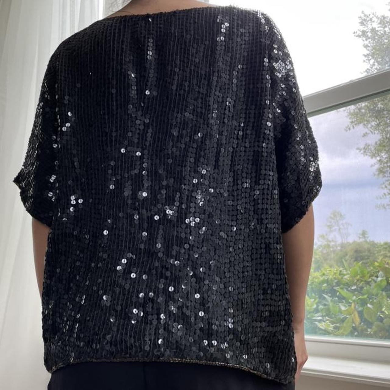 Women's Black and White Top