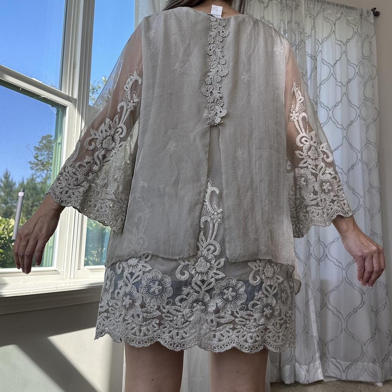 Women's Tan and Brown Blouse