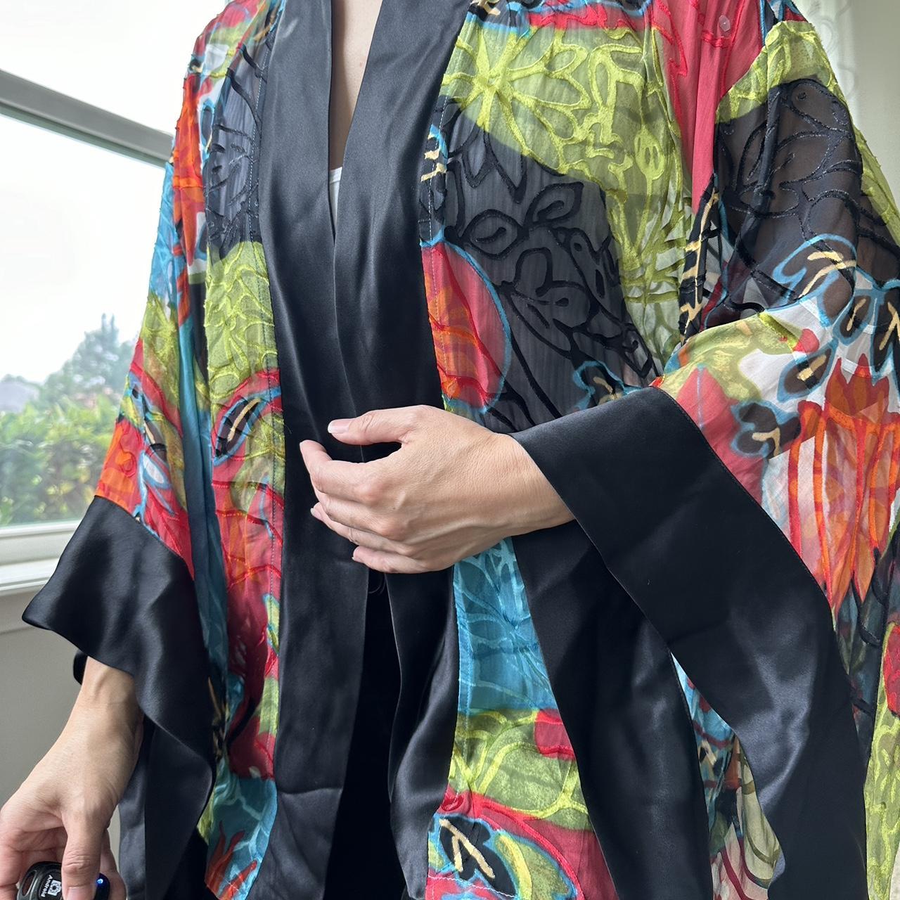Women's multi Top