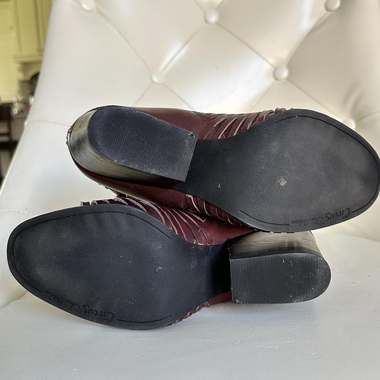 Women's Burgundy Boots