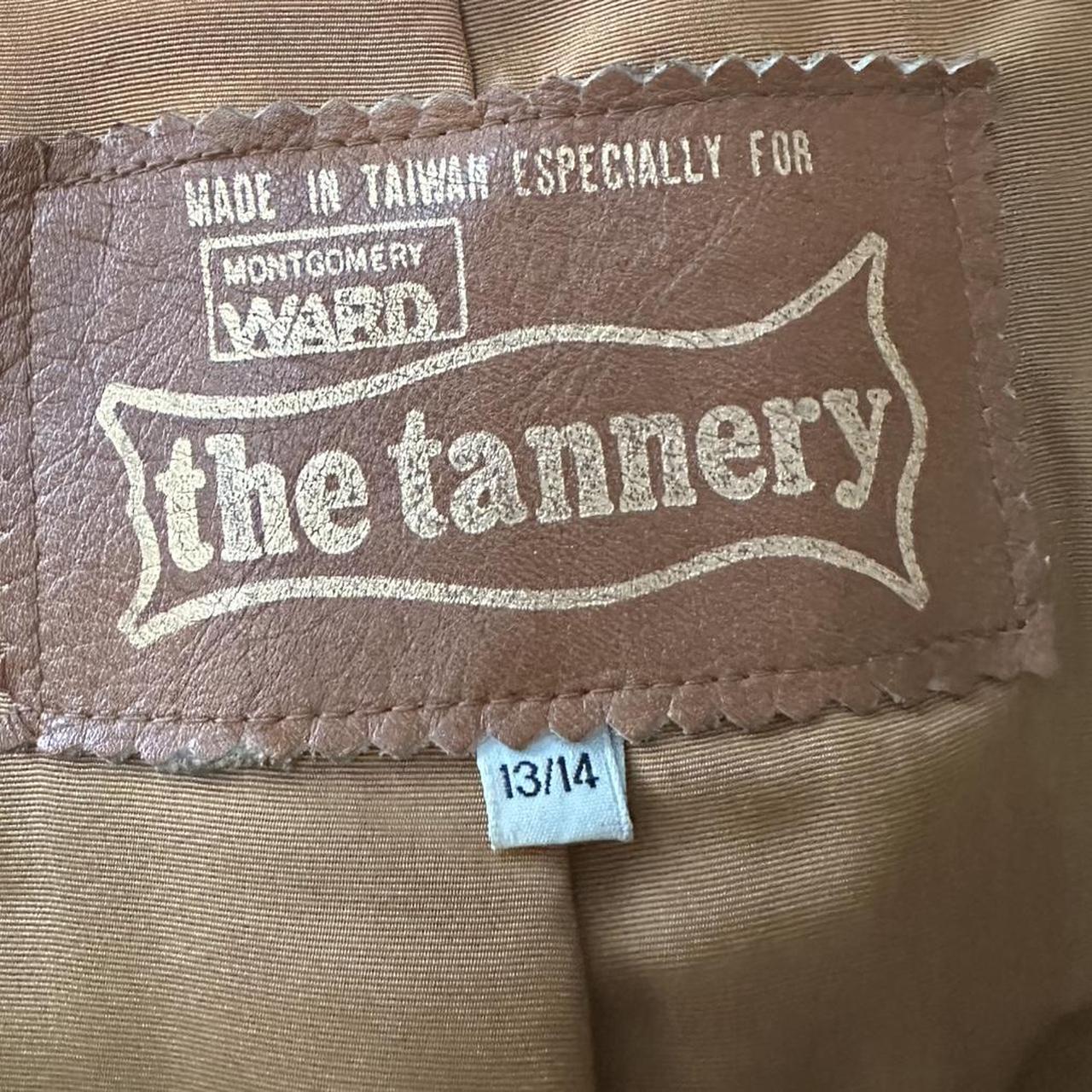 Montgomery Ward Women's Tan Coat