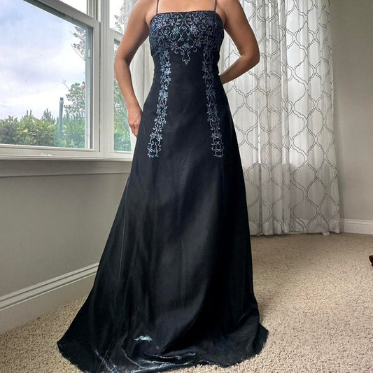 Women's Black and Navy Dress
