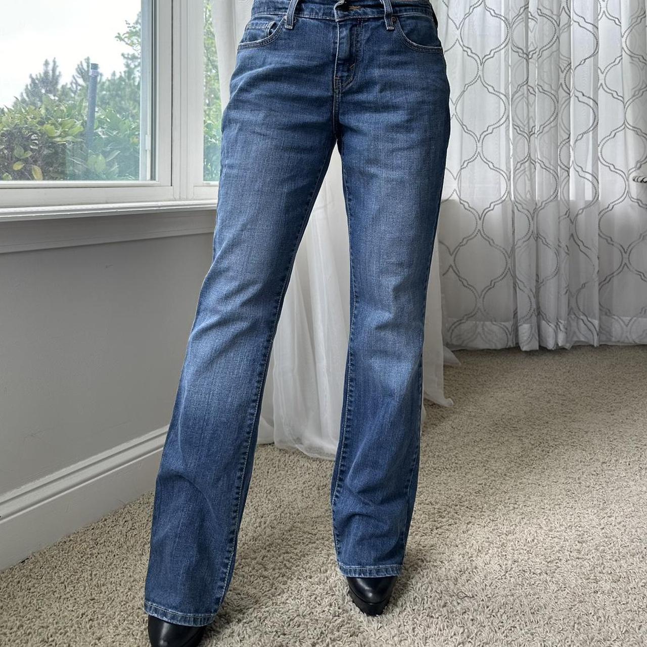 Levi's Women's Blue and Navy Jeans