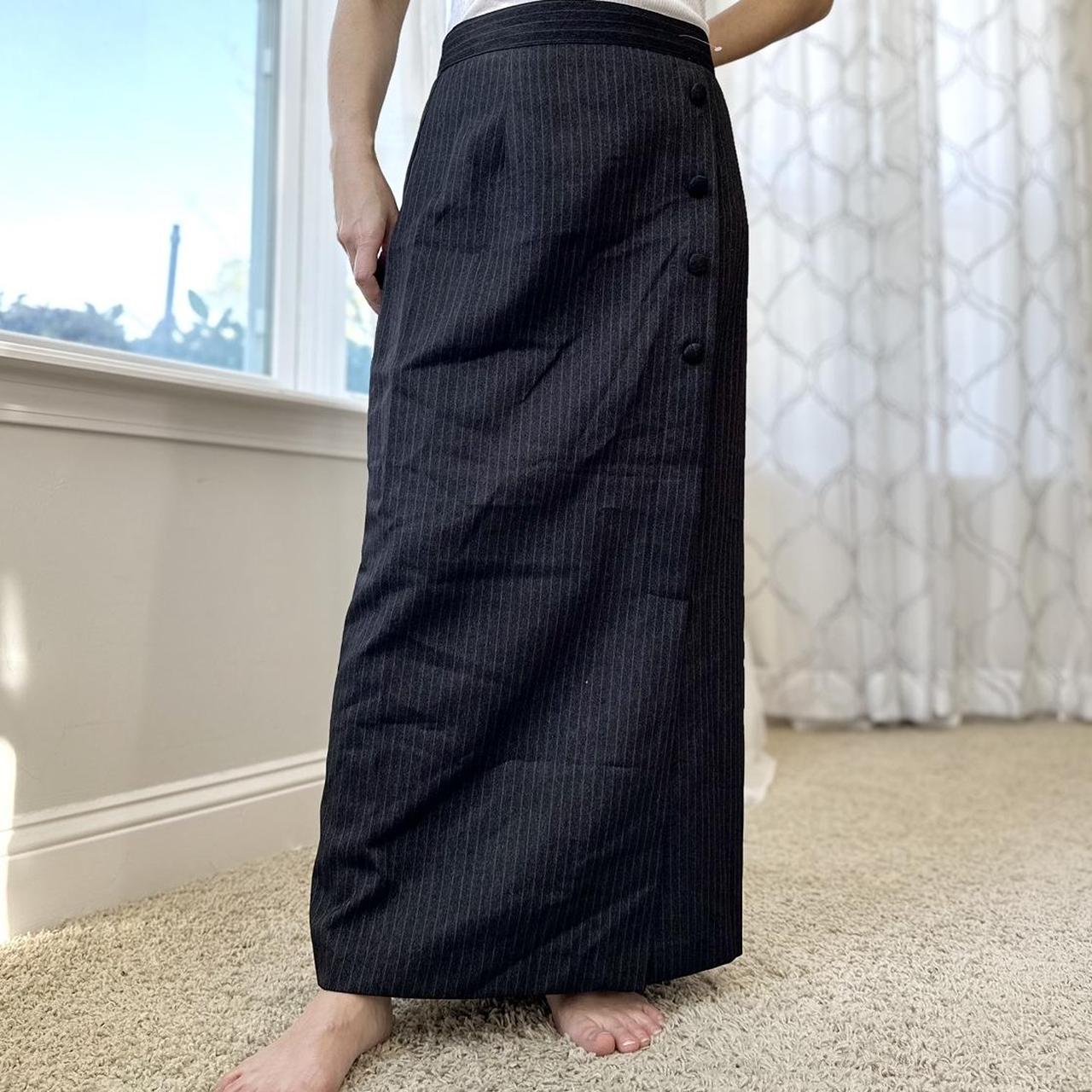 Women's Grey Skirt