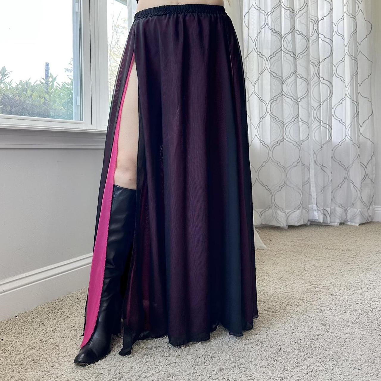 Women's Black and Pink Skirt