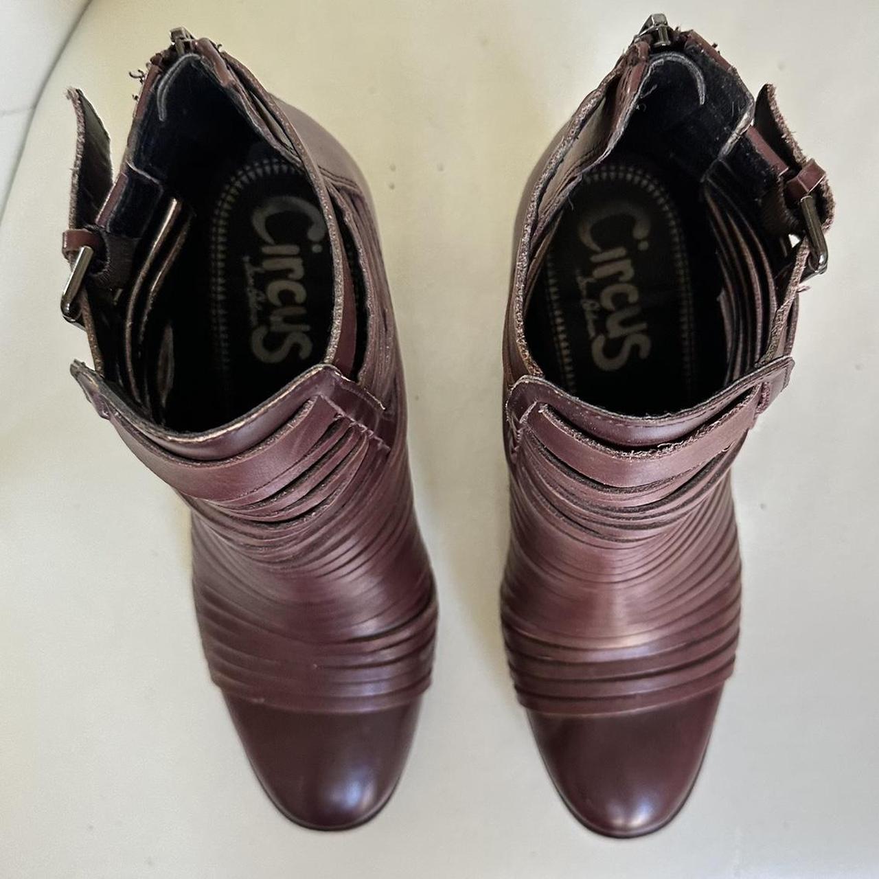 Women's Burgundy Boots