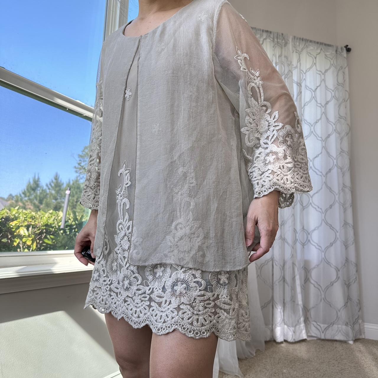 Women's Tan and Brown Blouse