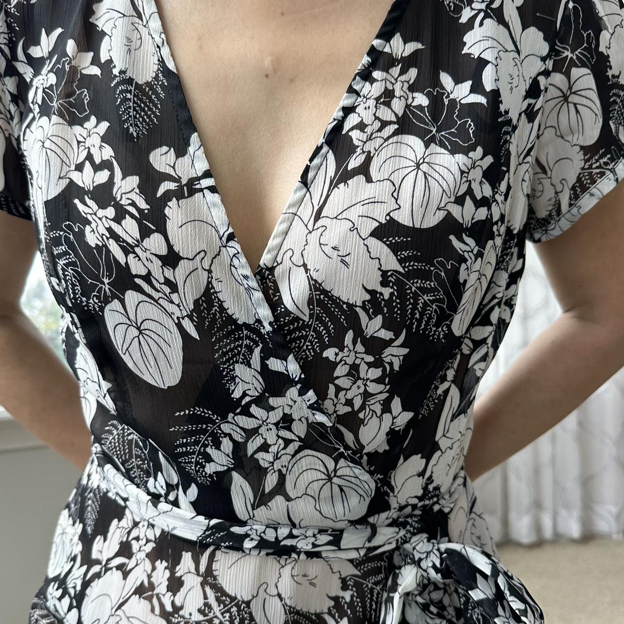 Women's Black and White Dress