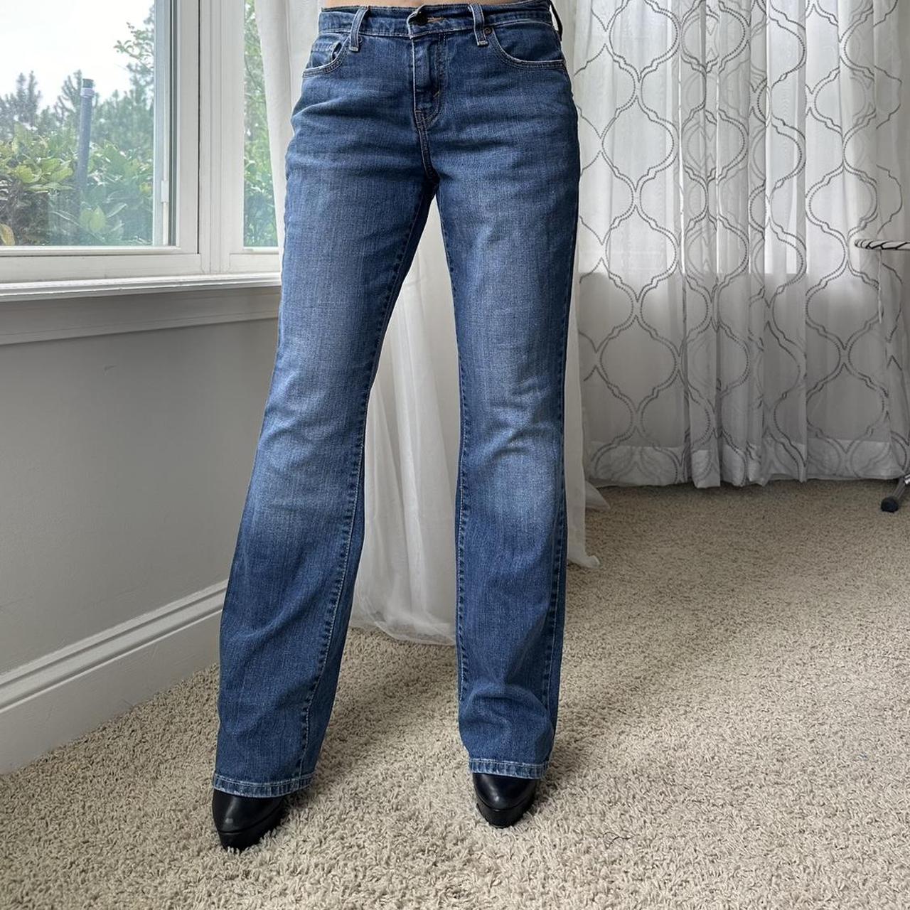 Levi's Women's Blue and Navy Jeans