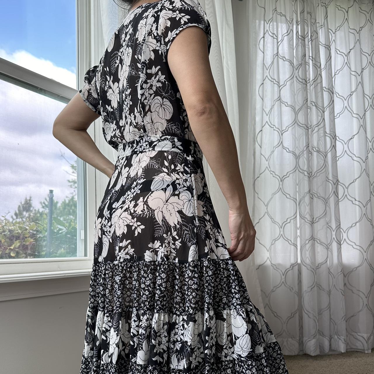 Women's Black and White Dress