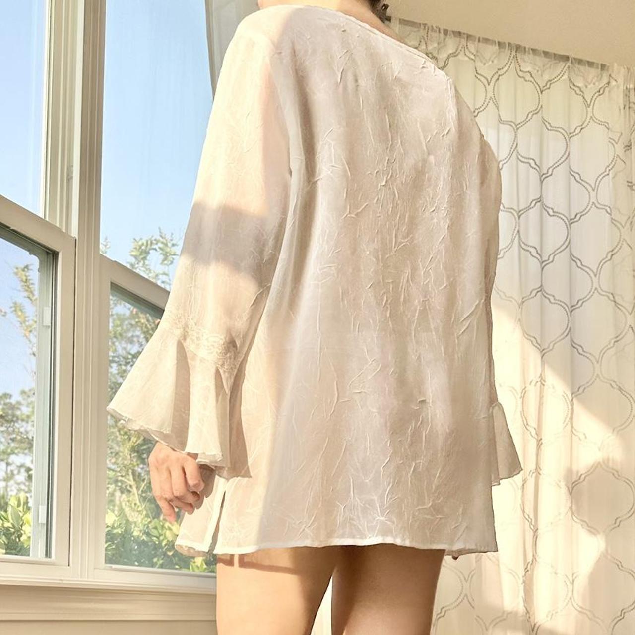 Jordan Women's White and Cream Blouse