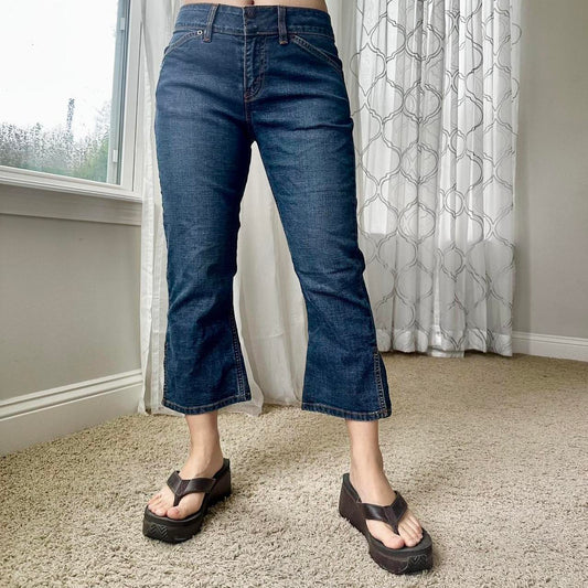 Levi's Women's Blue and Navy Jeans