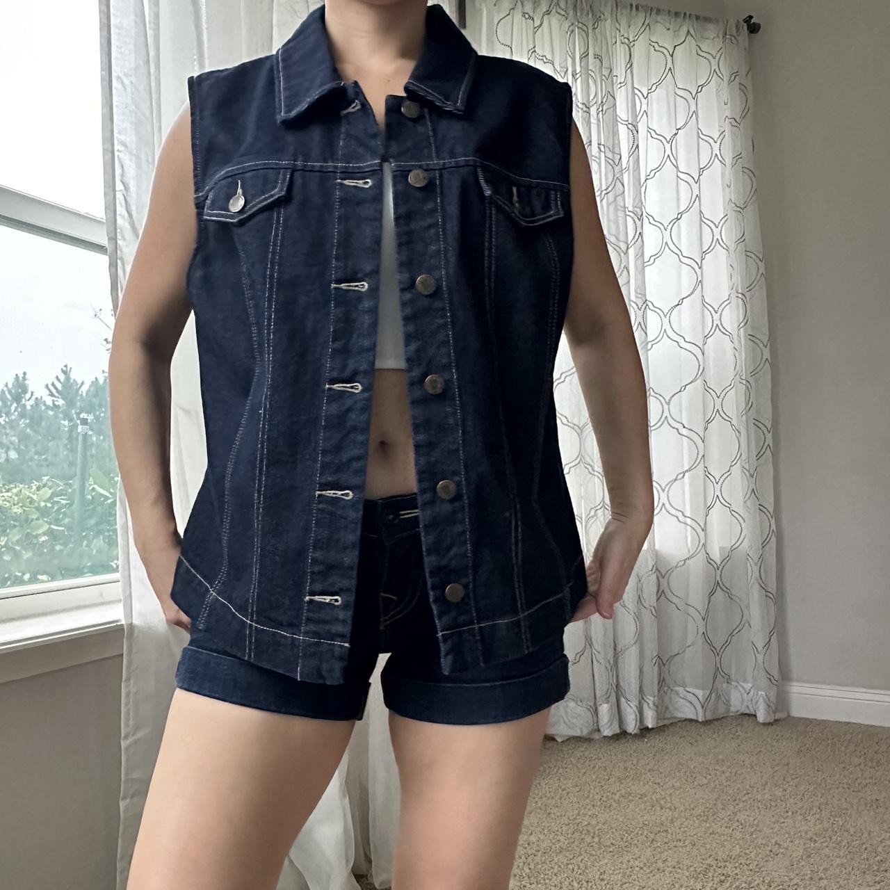 New York & Company Women's Navy and Blue Gilet